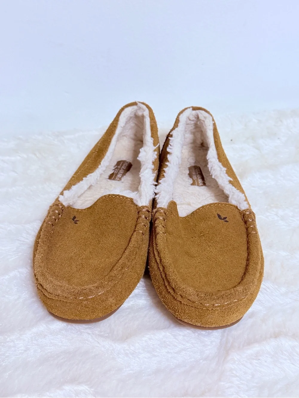 Koolaburra Chestnut Suede Moccasin Slippers with Cream Shearling size 1 youth